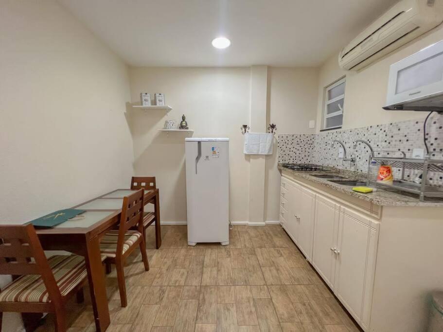 Apto Em Copacabana Lindo E Bem Localizado Apartamento Rio de Janeiro Exterior foto